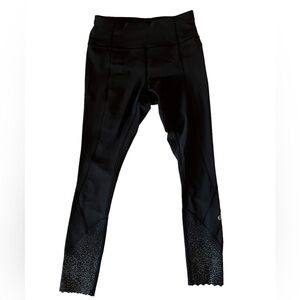 Lululemon Ultra Compression Running Tight — Black, size 4